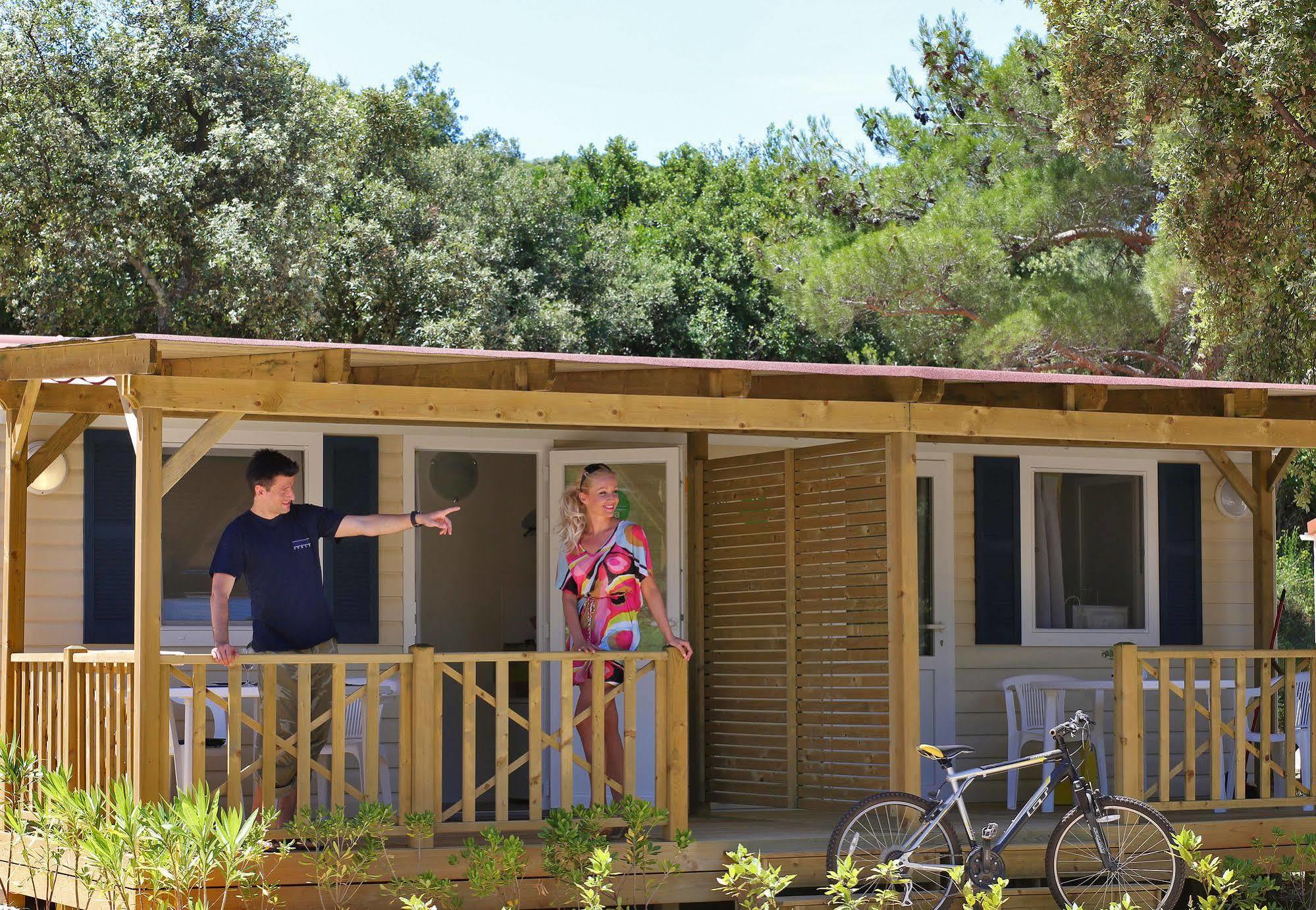 Solitudo Sunny Camping By Valamar Dubrovnik Ngoại thất bức ảnh